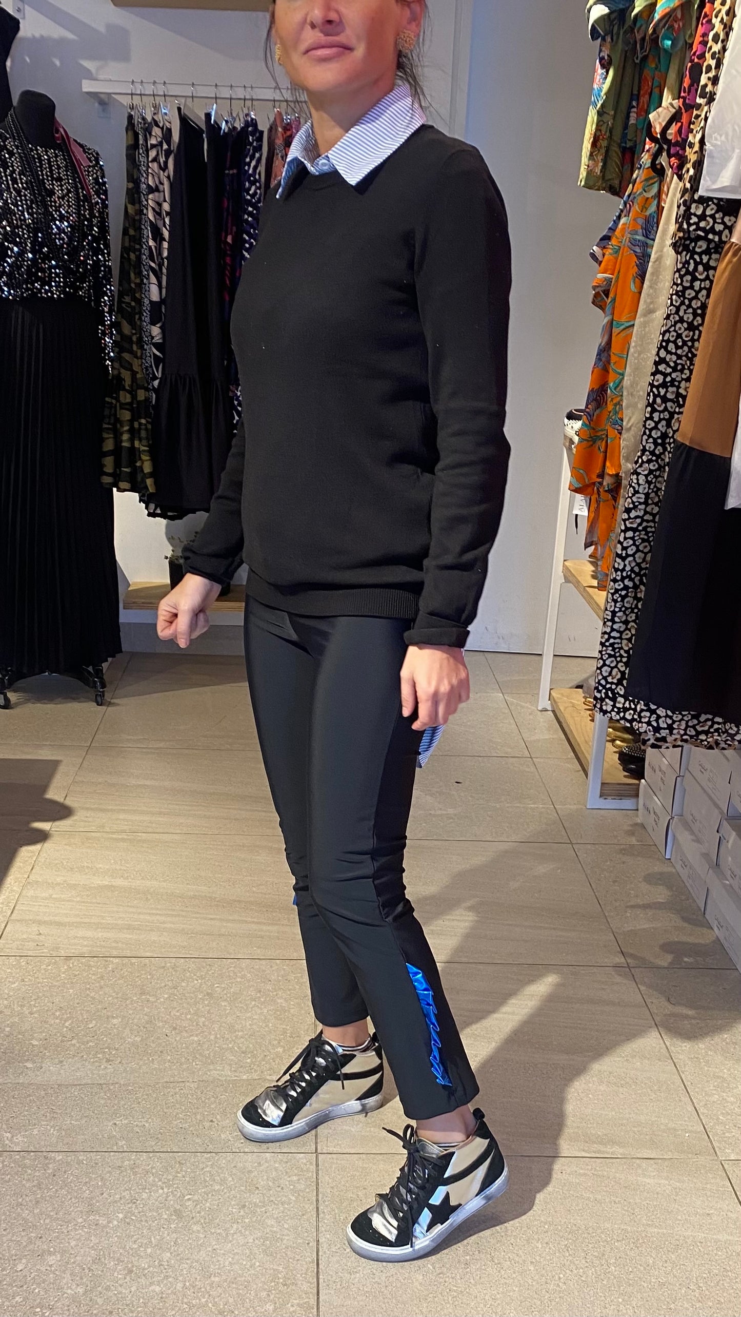 Patas Ema - Negro y vuelo Azul