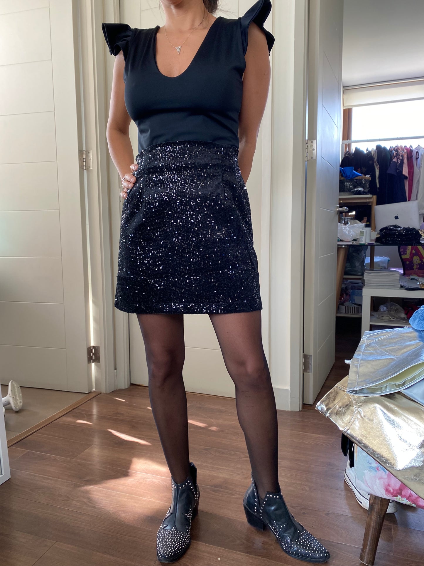 Falda lentejuelas negra