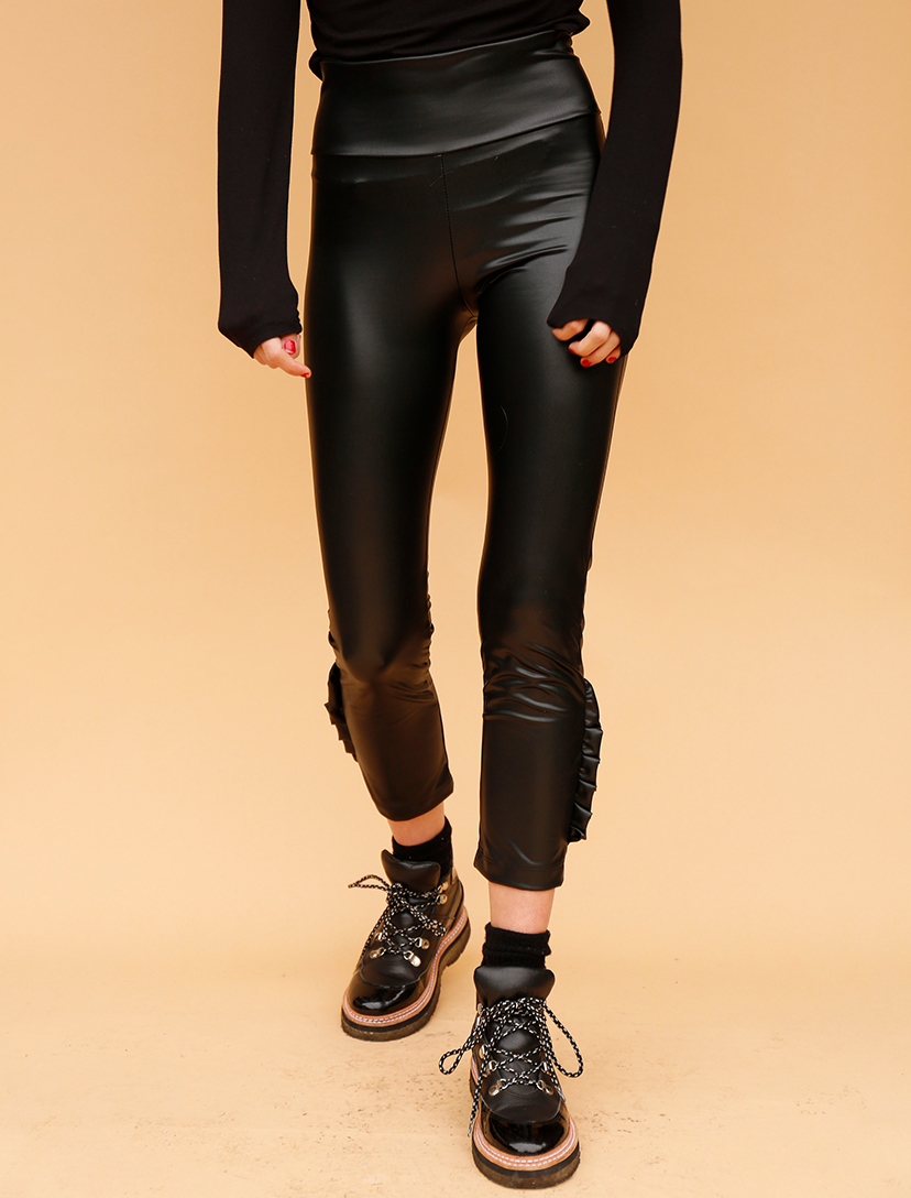 Patas Ema - Negro Cuerina y vuelo