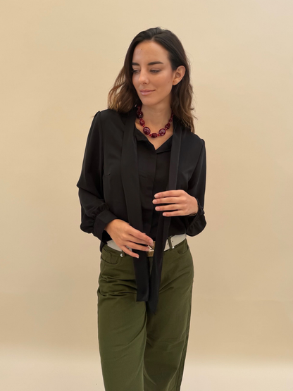 Blusa Flori - Negra