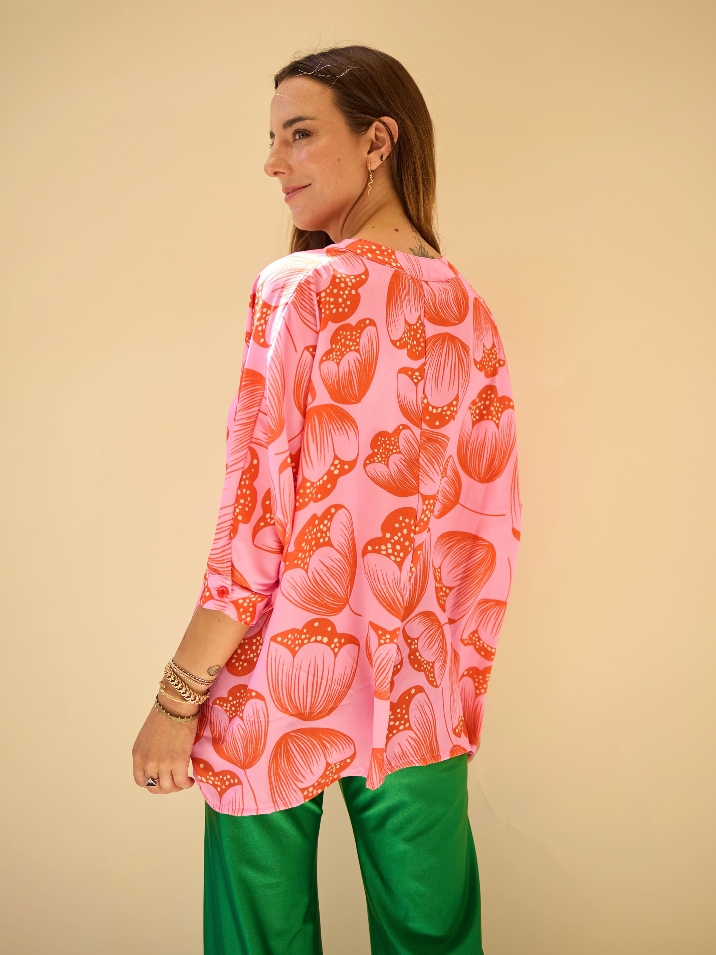 Blusa Paz - flores grandes