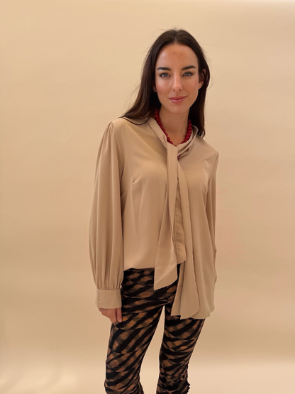 Blusa Flori Beige